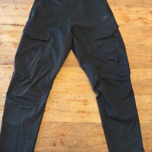 Nike Sportswear Tech Woven Unlined Cargo Pants DH3866-326 - Size Medium - 30 W